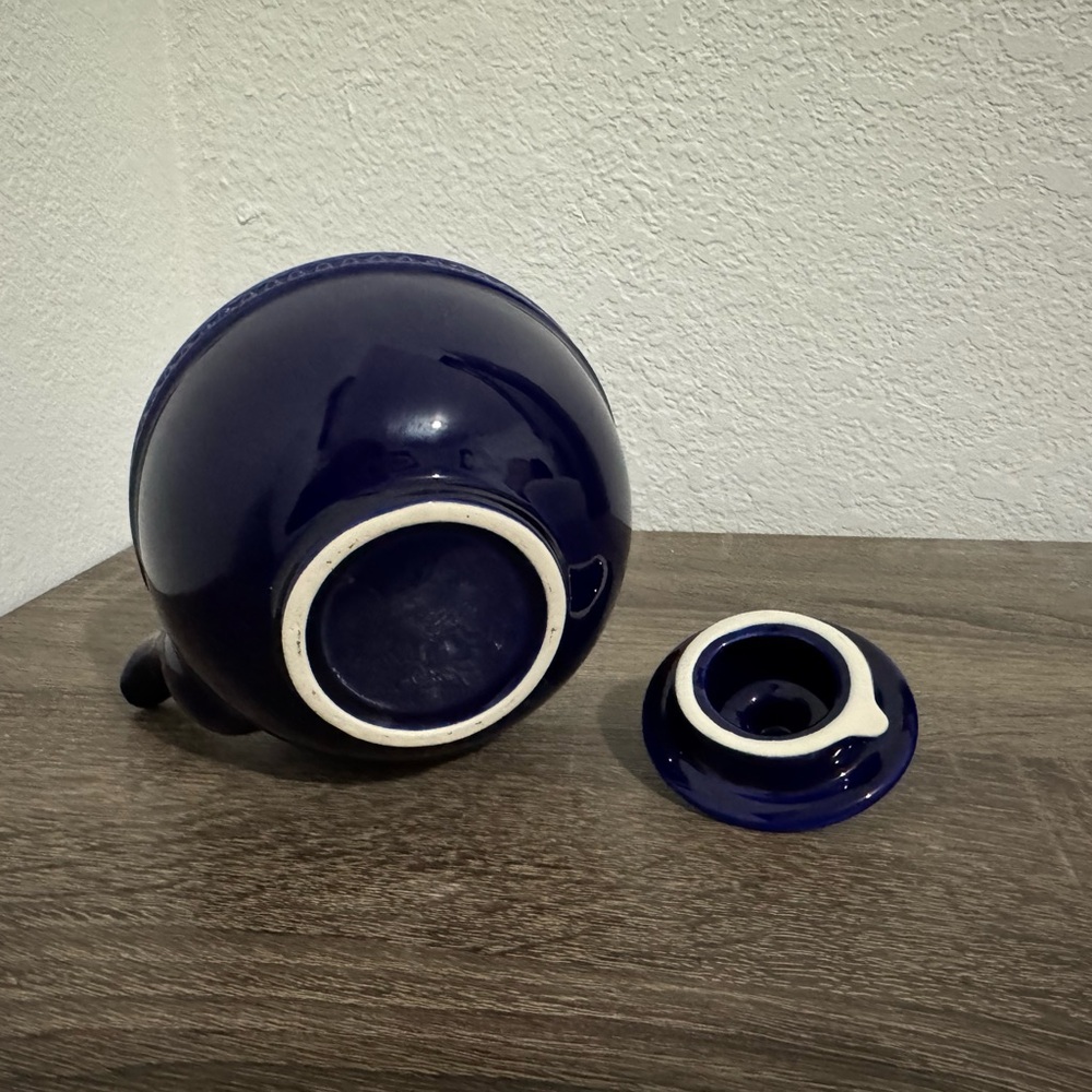 Elegant Blue Ceramic Teapot - Picture 3 of 5